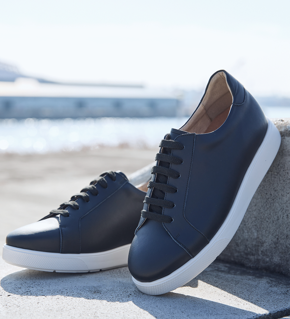 アーバンレースアップスニーカー