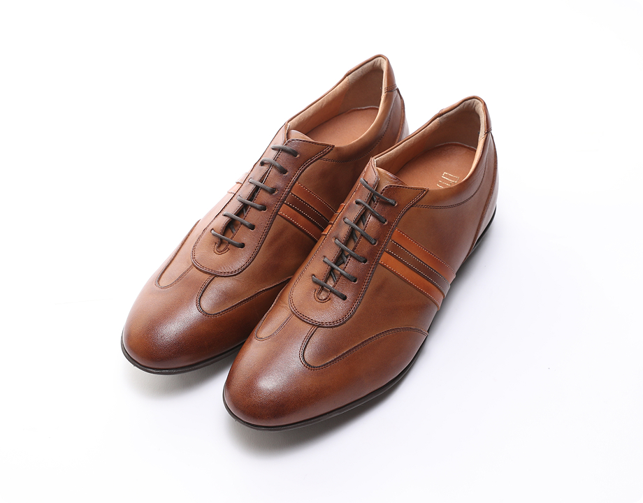 スニーカータイプ