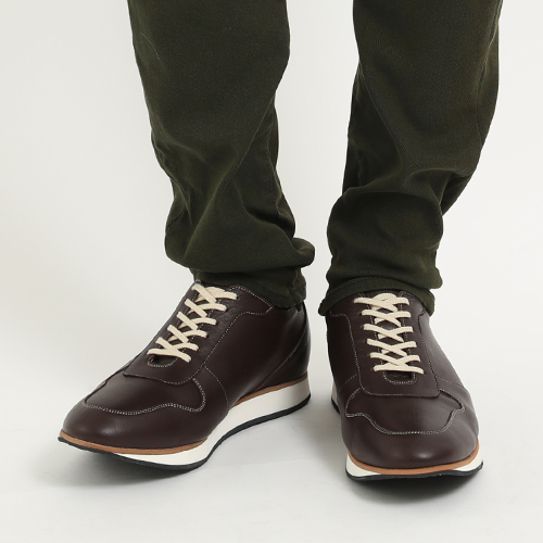 スニーカータイプ