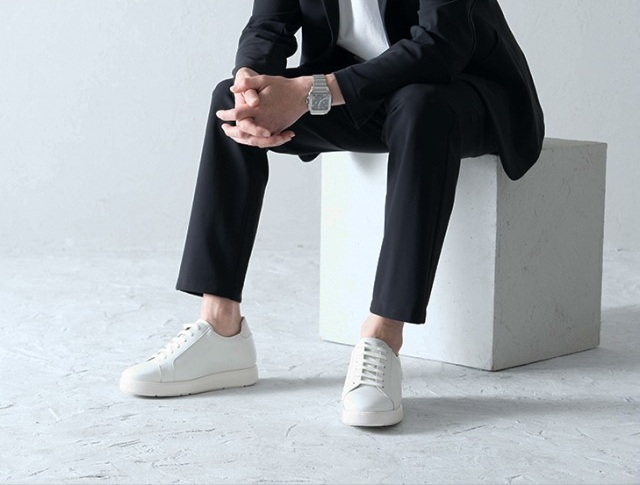スニーカー・ブーツ